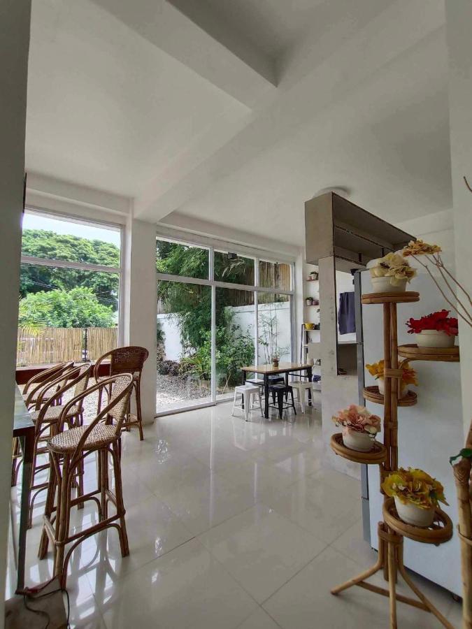 Frachette'S Bed & Breakfast Puerto Princesa Exterior photo